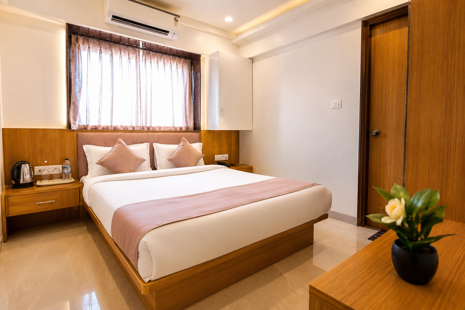 Hotel SK Inn Deluxe Room